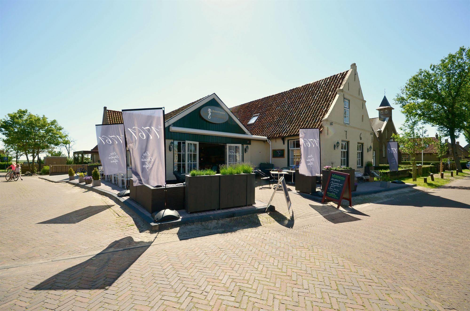 ホテル Bij Hen Op Ameland ホルム エクステリア 写真